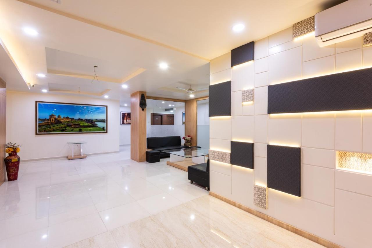 Hotel Drishti,Бхопал Экстерьер фото