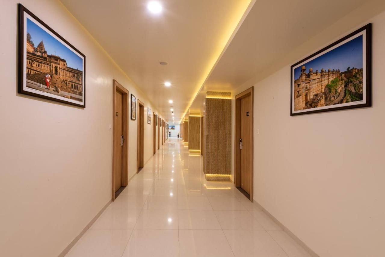 Hotel Drishti,Бхопал Экстерьер фото