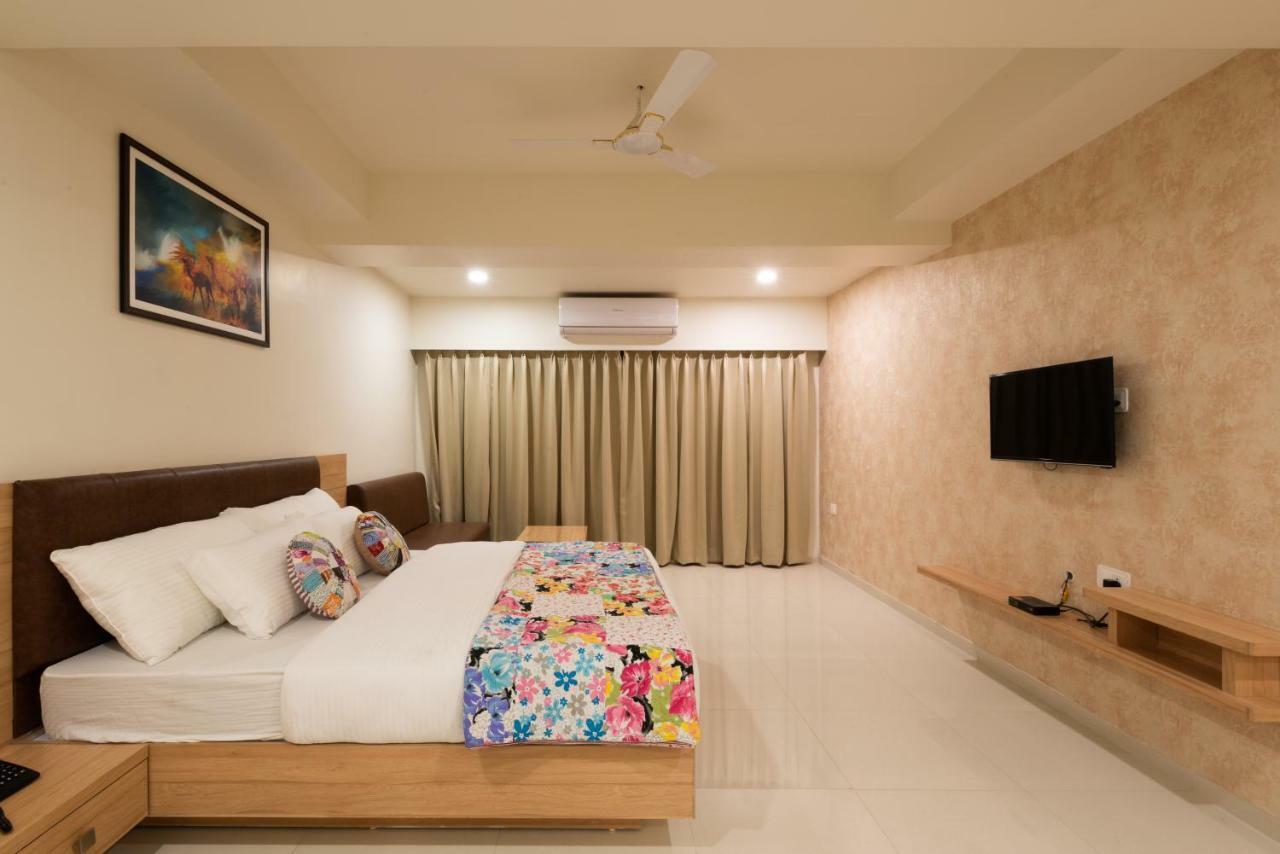 Hotel Drishti,Бхопал Экстерьер фото